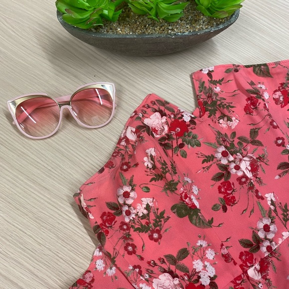 Romper - Picture 4 of 9